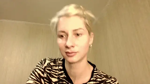Snapshot of _Black-Panther_ chatting on July 25, 2026, 8:06 pm Black-Panther online show from July 25, 2026, 8:06 pm