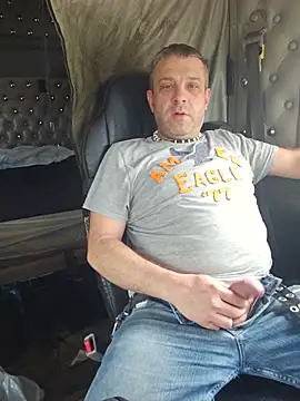 cumplay19850 online show from June 23, 2026, 6:17 pm