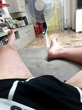 Maurzioxh online show from July 24, 2026, 8:34 am