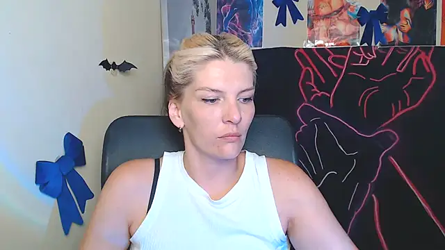 VanessaRey  online show from July 22, 2026, 6:49 am