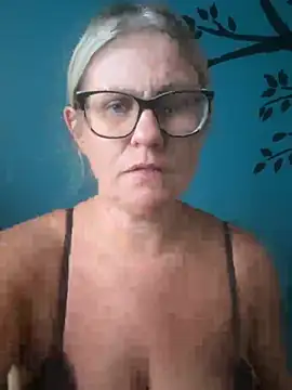 lady gloria69 online show from July 22, 2026, 7:27 pm
