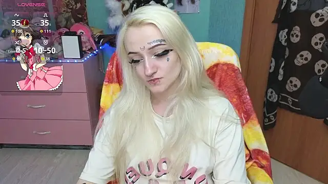 Snapshot of Manuela_unicorn chatting on June 4, 2026, 3:07 pm Manuela unicorn online show from June 4, 2026, 3:07 pm