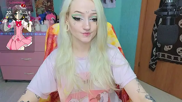 Snapshot of Manuela_unicorn chatting on July 9, 2026, 8:35 pm Manuela unicorn online show from July 9, 2026, 8:35 pm