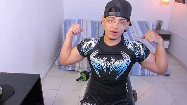 samxx muscle online show from July 8, 2026, 12:53 pm