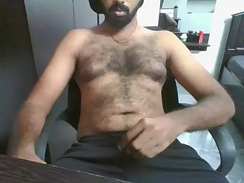 lovelyakash69 online show from May 28, 2026, 9:17 am