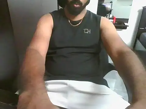 lovelyakash69 online show from June 29, 2026, 6:19 am