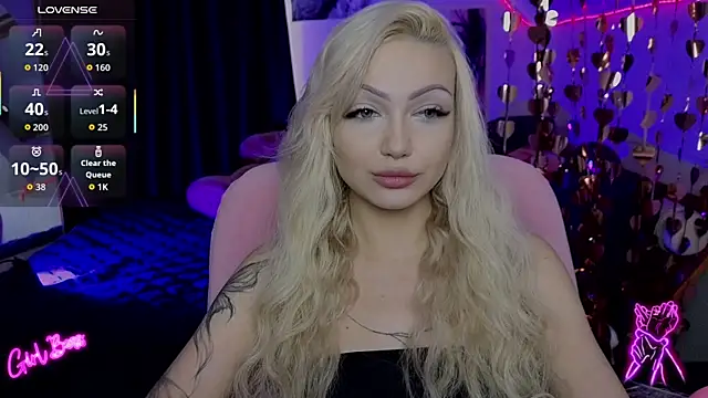 LinaLirian online show from August 7, 2026, 2:08 pm