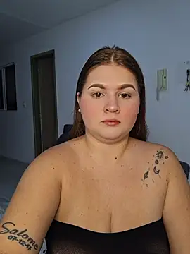 valentina-diiaz online show from July 14, 2026, 10:09 am