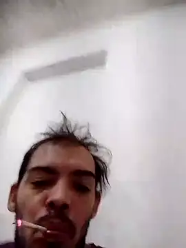 GuilhermeYuree online show from June 8, 2026, 4:13 am
