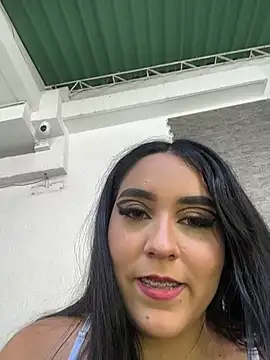 KatlynRous online show from July 24, 2026, 5:22 pm