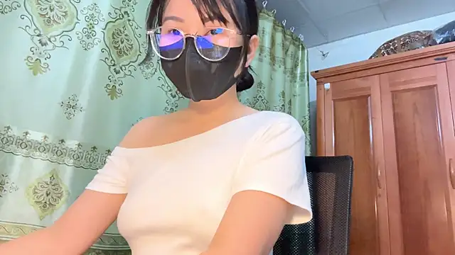 LinYi Office online show from June 30, 2026, 1:28 am