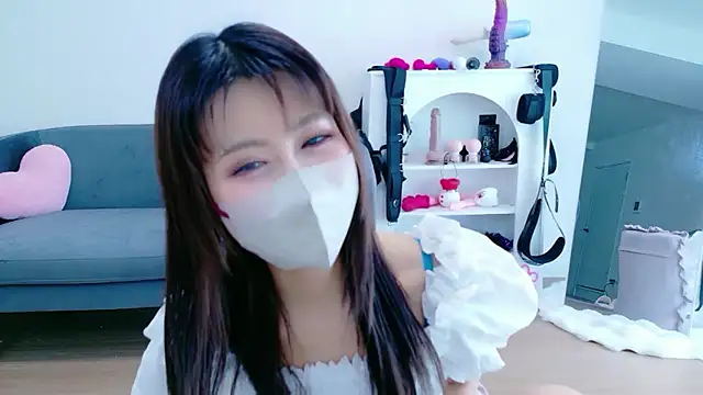-Nyanko-chan- online show from July 16, 2026, 1:11 am