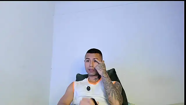  Logan Colton  online show from July 25, 2026, 8:28 pm