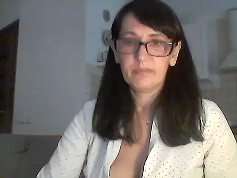 Elena48324 online show from June 16, 2026, 4:53 pm