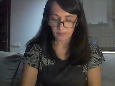 Elena48324 online show from June 24, 2026, 5:12 pm
