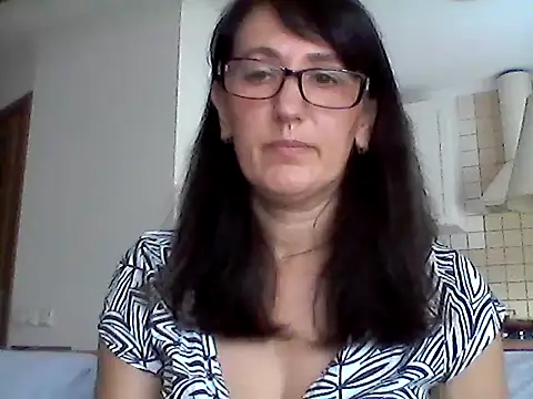 Elena48324 online show from July 5, 2026, 10:11 am