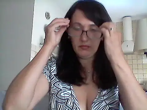 Elena48324 online show from July 19, 2026, 12:53 pm