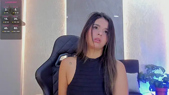 bianca vega  online show from July 24, 2026, 11:19 am