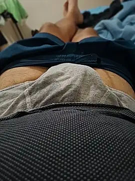 LeoMaduroSP online show from July 17, 2026, 2:07 am