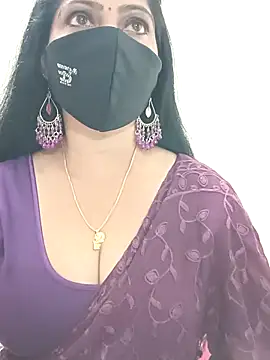 shivani27 online show from June 1, 2026, 5:03 pm