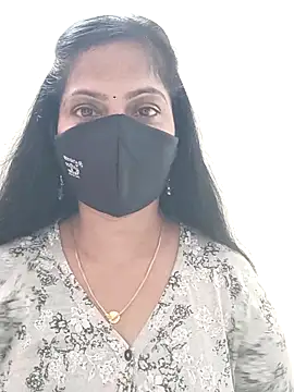 shivani27 online show from June 7, 2026, 9:24 am