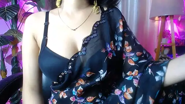 kiara 1122 online show from July 21, 2026, 9:28 pm
