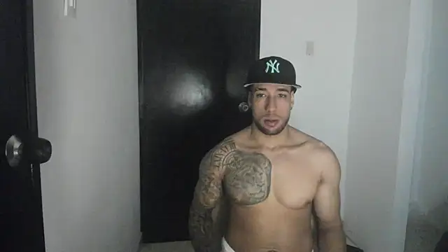 Snapshot of ThiagoLugo chatting on June 17, 2026, 4:08 pm ThiagoLugo online show from June 17, 2026, 4:08 pm