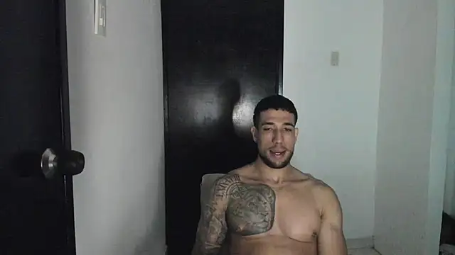 Snapshot of ThiagoLugo chatting on July 25, 2026, 5:05 am ThiagoLugo online show from July 25, 2026, 5:05 am