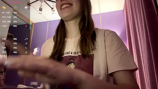 LinaMoonBlessed online show from May 17, 2026, 1:40 pm