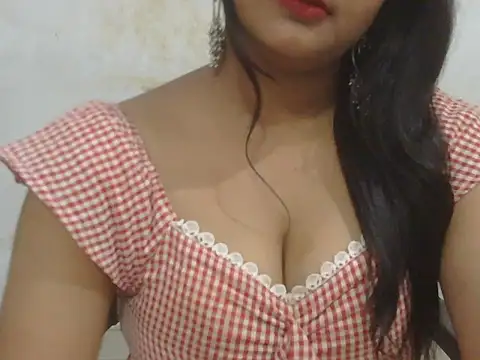 POOJA 199 online show from May 16, 2026, 12:26 pm