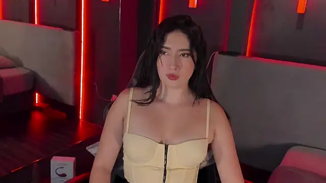 Skyyle  online show from July 10, 2026, 12:52 pm