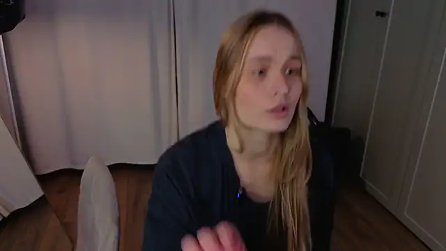 lisa schiele online show from April 28, 2026, 8:36 pm