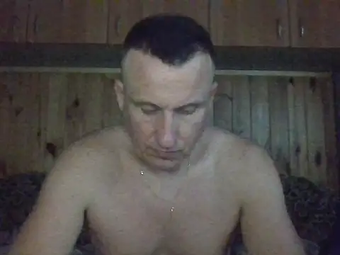 Maksymilian1 online show from May 16, 2026, 9:24 pm