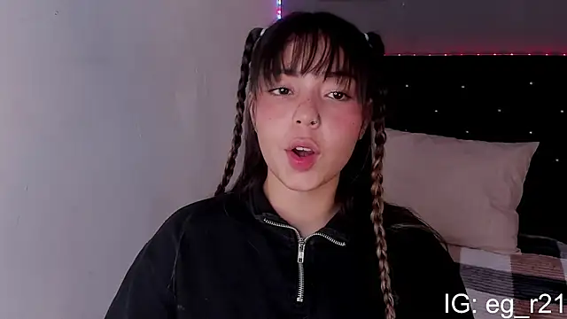 emma grays2 online show from July 28, 2026, 5:01 pm