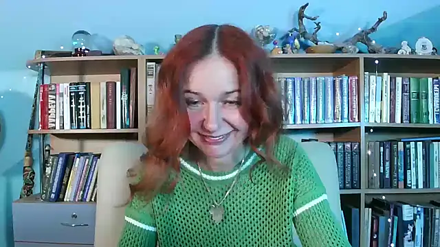 Foxilady357 online show from April 28, 2026, 2:00 pm