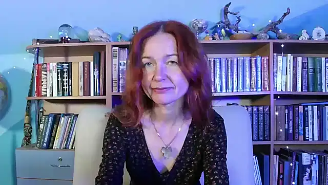 Foxilady357 online show from April 29, 2026, 5:30 pm