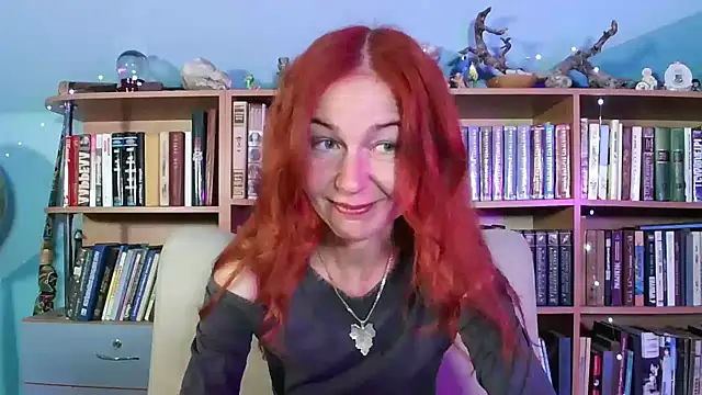 Foxilady357 online show from May 10, 2026, 1:49 pm