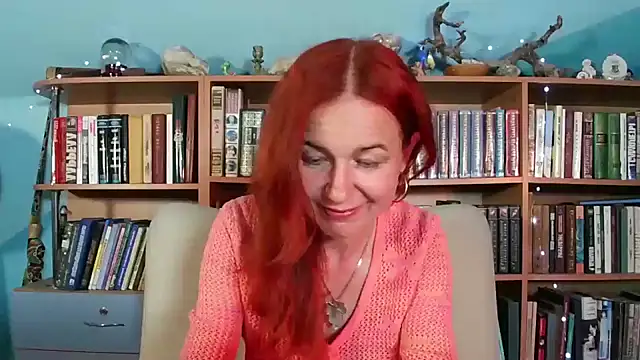 Foxilady357 online show from May 11, 2026, 4:04 pm