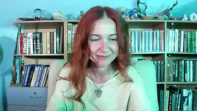 Foxilady357 online show from May 14, 2026, 1:51 pm
