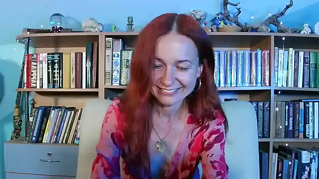 Foxilady357 online show from June 12, 2026, 1:43 pm