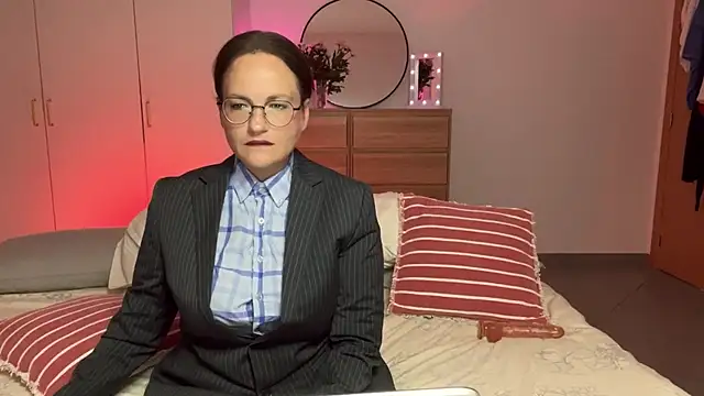 UnderWunder online show from July 24, 2026, 4:27 pm