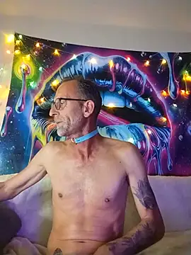 we are fucking serious online show from June 3, 2026, 11:32 pm