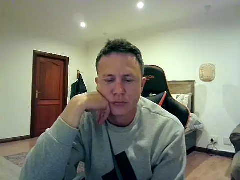 TroyDieselXXX online show from July 16, 2026, 5:41 pm