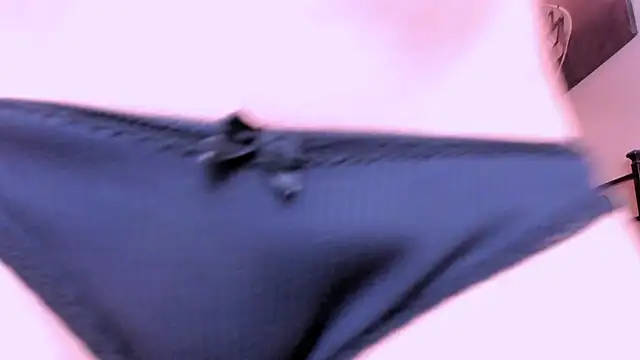 VelvetEliza online show from July 21, 2026, 9:06 pm
