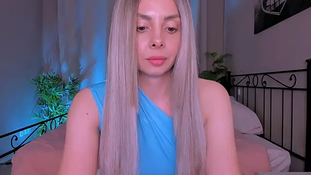 VelvetEliza online show from July 23, 2026, 8:18 pm