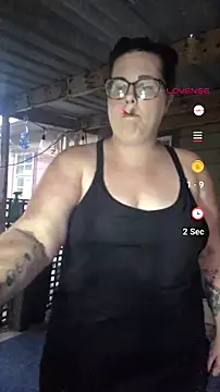 valeriejane online show from July 26, 2026, 1:25 am