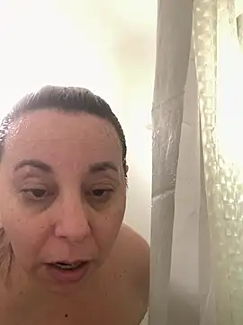LupeLok online show from July 8, 2026, 5:06 pm
