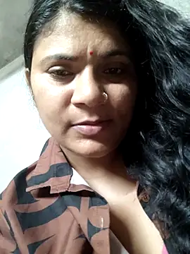 couple 71 online show from July 19, 2026, 8:23 pm