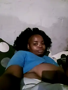 Snapshot of ShySexyBaddiexx chatting on April 7, 2026, 4:40 pm ShySexyBaddiexx online show from April 7, 2026, 4:40 pm