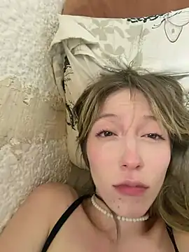 ReenKitty online show from July 4, 2026, 4:07 am